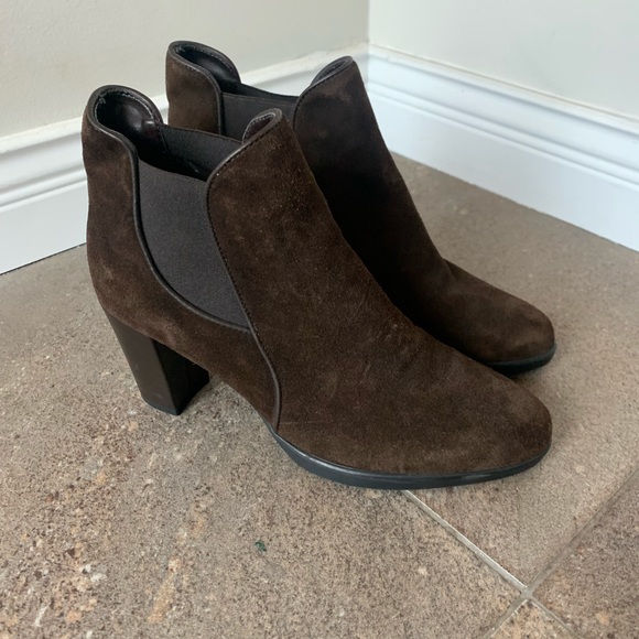 Suede ankle boots with rubber soles - Picture 1 of 3